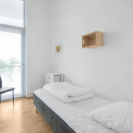 3 Bedroom Beautiful In Romo Apartament *